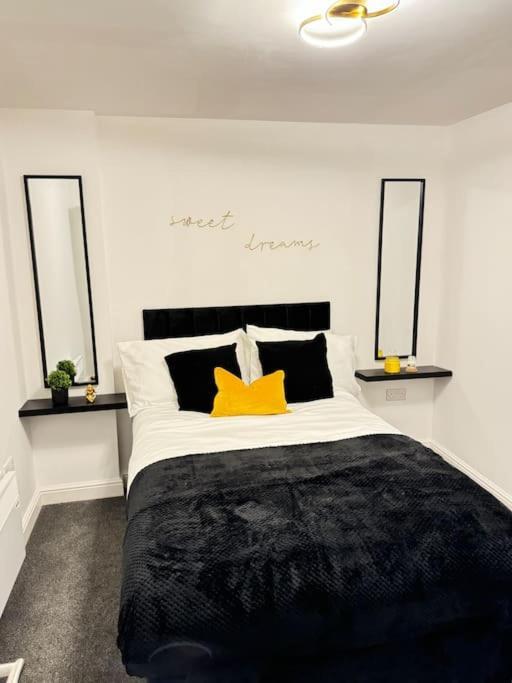 Luxury Cozy 3 Bed Apartment 5Mins From City - Free Parking! Nottingham Exterior foto